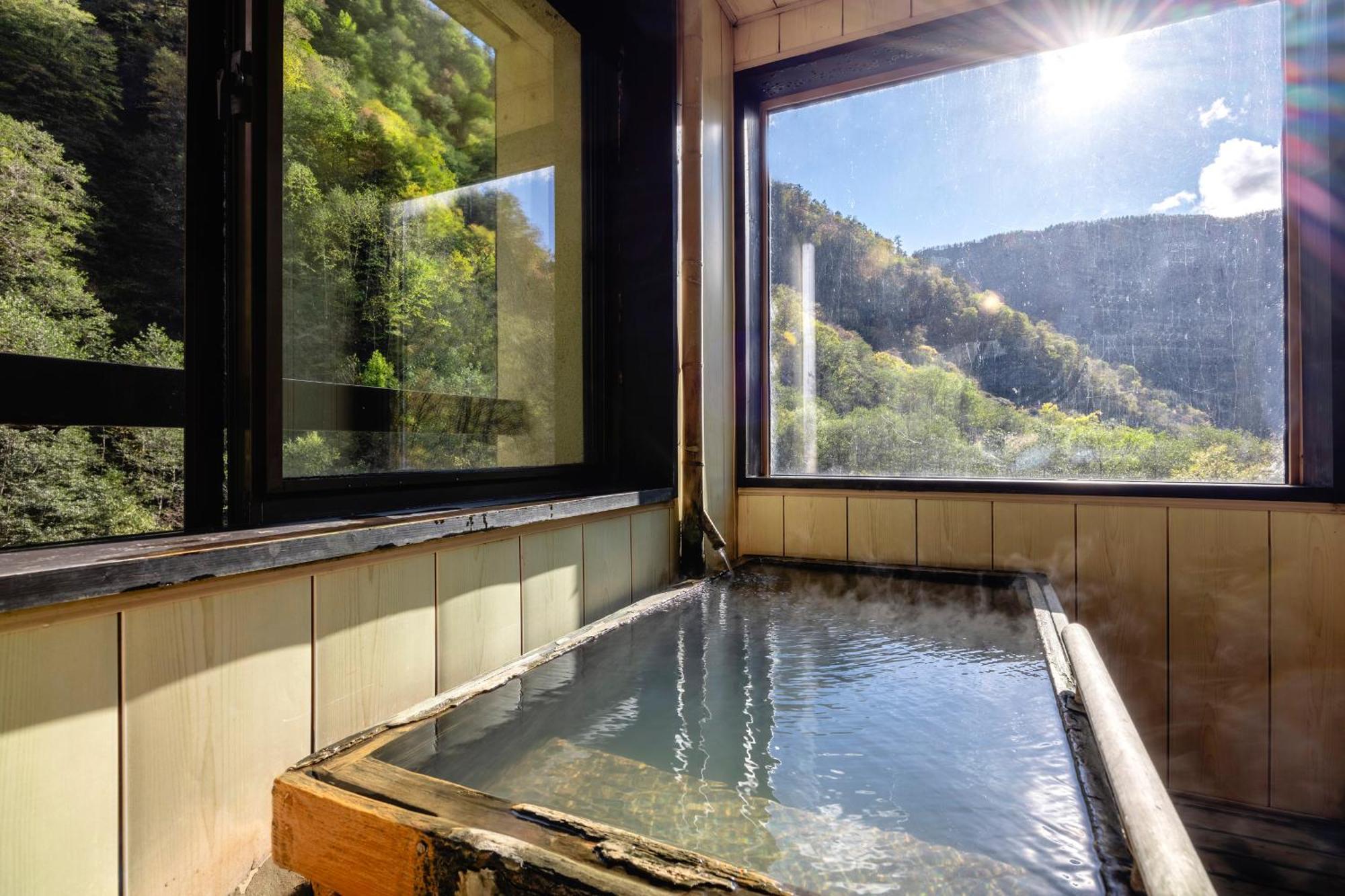 Shikishimaso Hotel Higashikawa Екстериор снимка